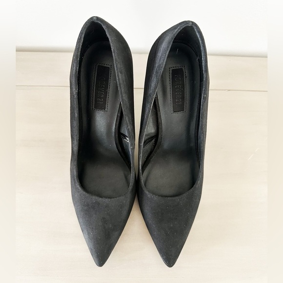 Forever 21 Black Pointed Toe Faux Suede Pumps sz 7 - Picture 4 of 7